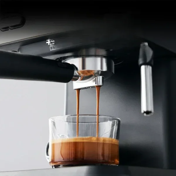 Coffee Machine Concentrated And Freshly Ground Semi-automatic Steam Frothing Machine For Home Use Office All-in-one Machine